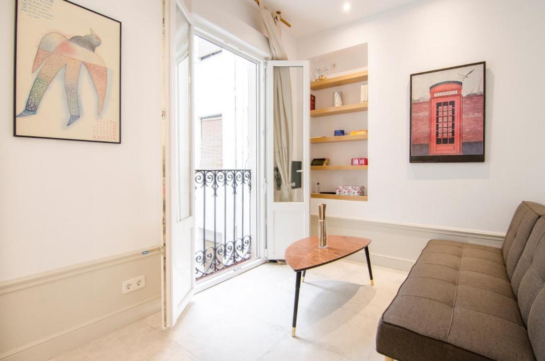 Valverde Apartment Madrid Exterior photo